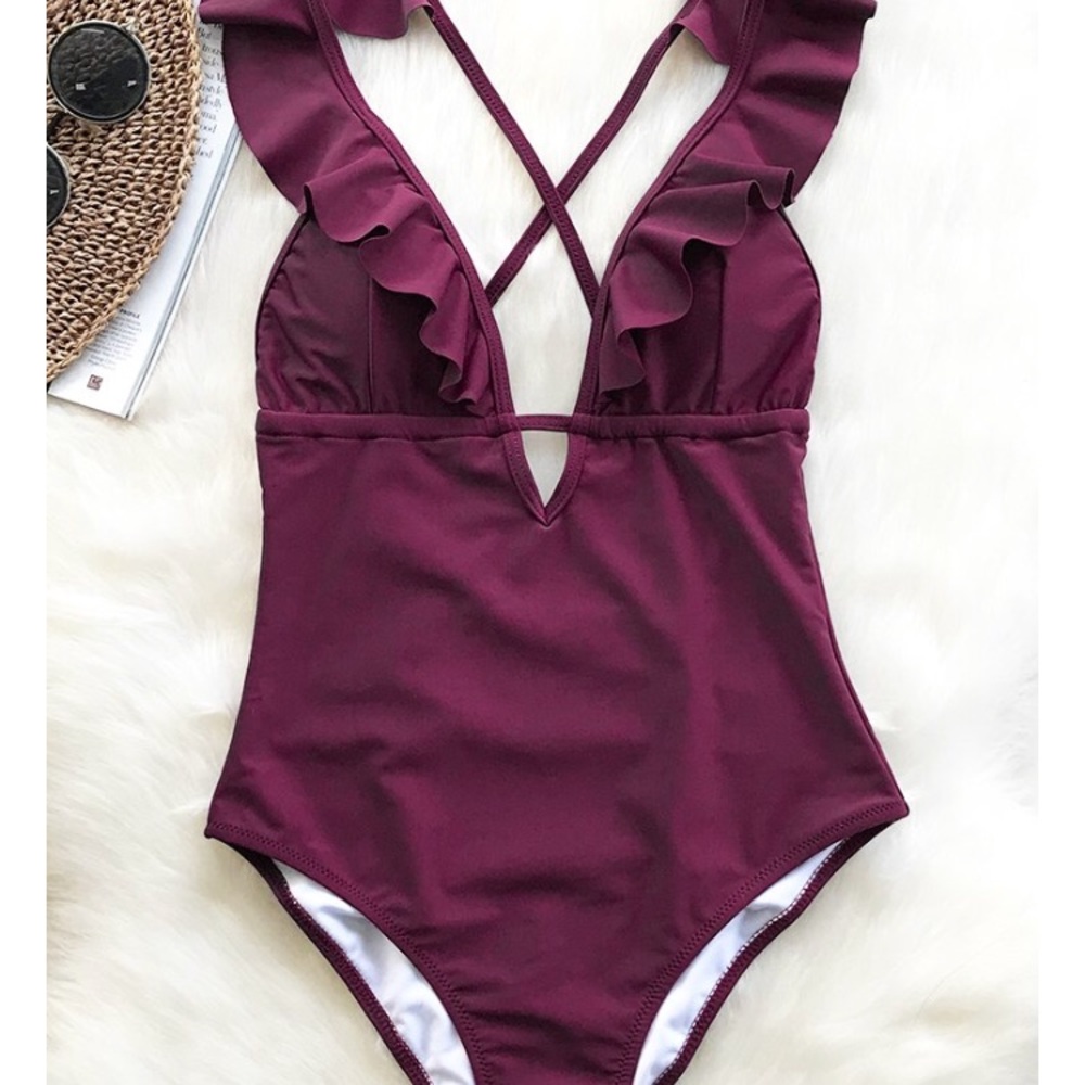 Cupshe Heart Falbala One Piece Swimsuit NWT